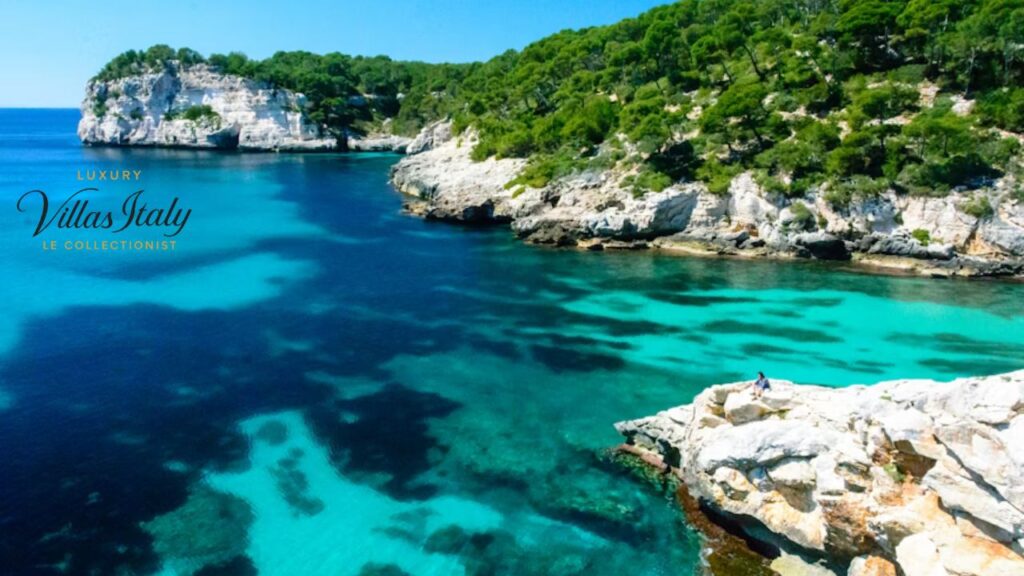 Why Choose Le Collectionist for Your Ibiza Stay