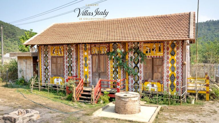 Charming Country Home Designs with Wrap-Around Porches That Steal Hearts